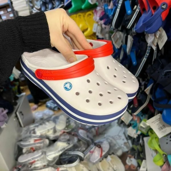 Crocs Sandals Pallets - Image 2